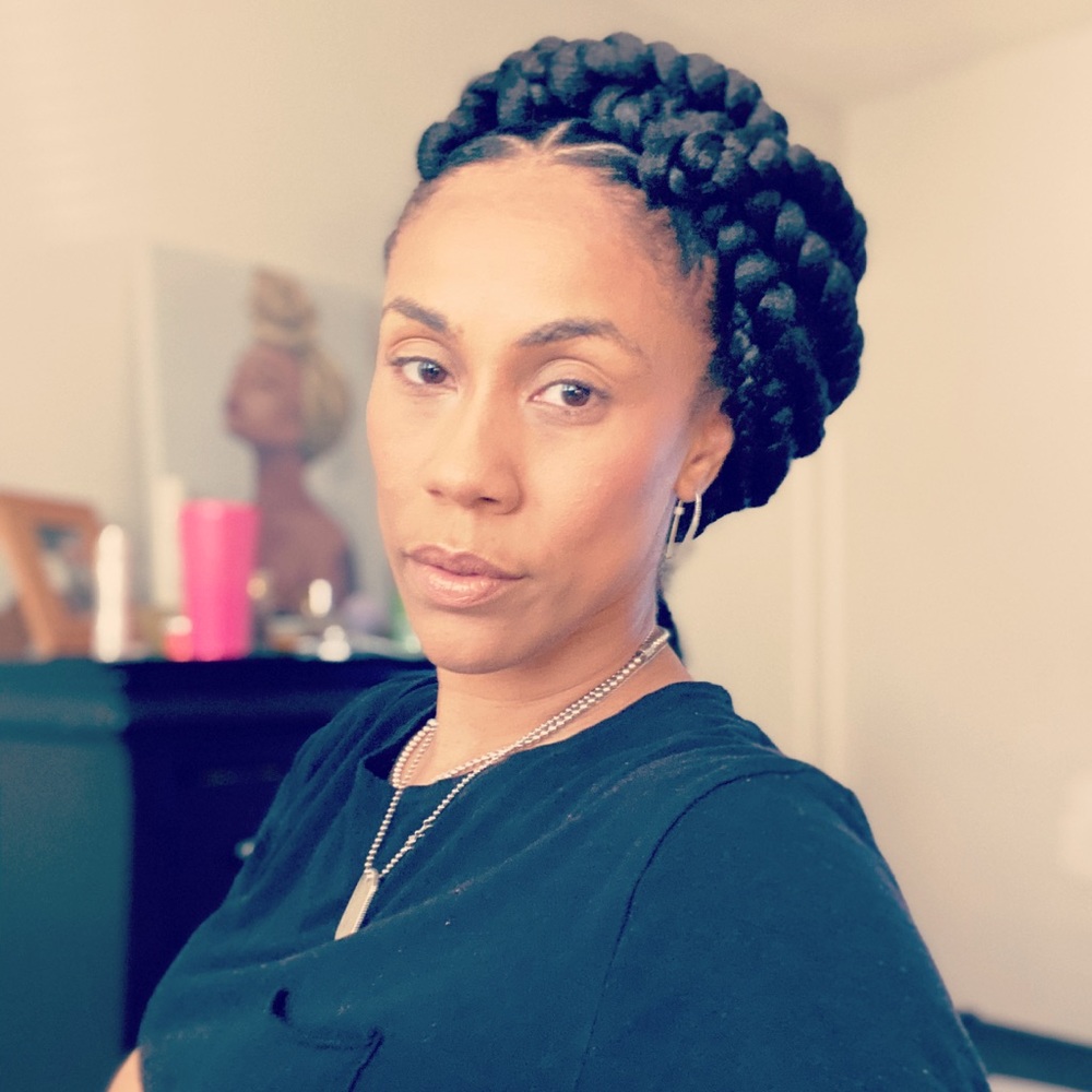 Meet your Posher, Shana